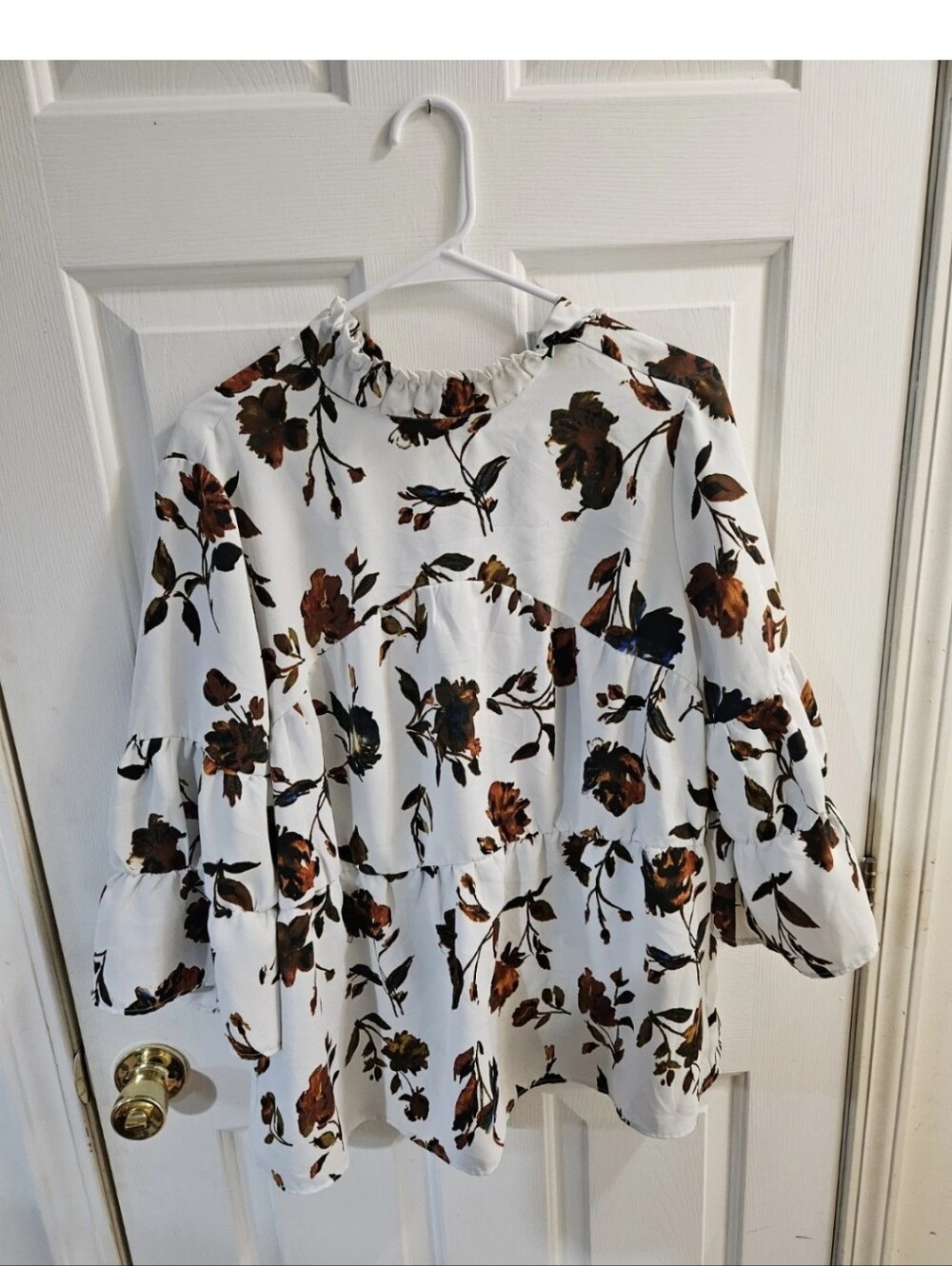 Women's Floral Blouse Size Large Est. 1946